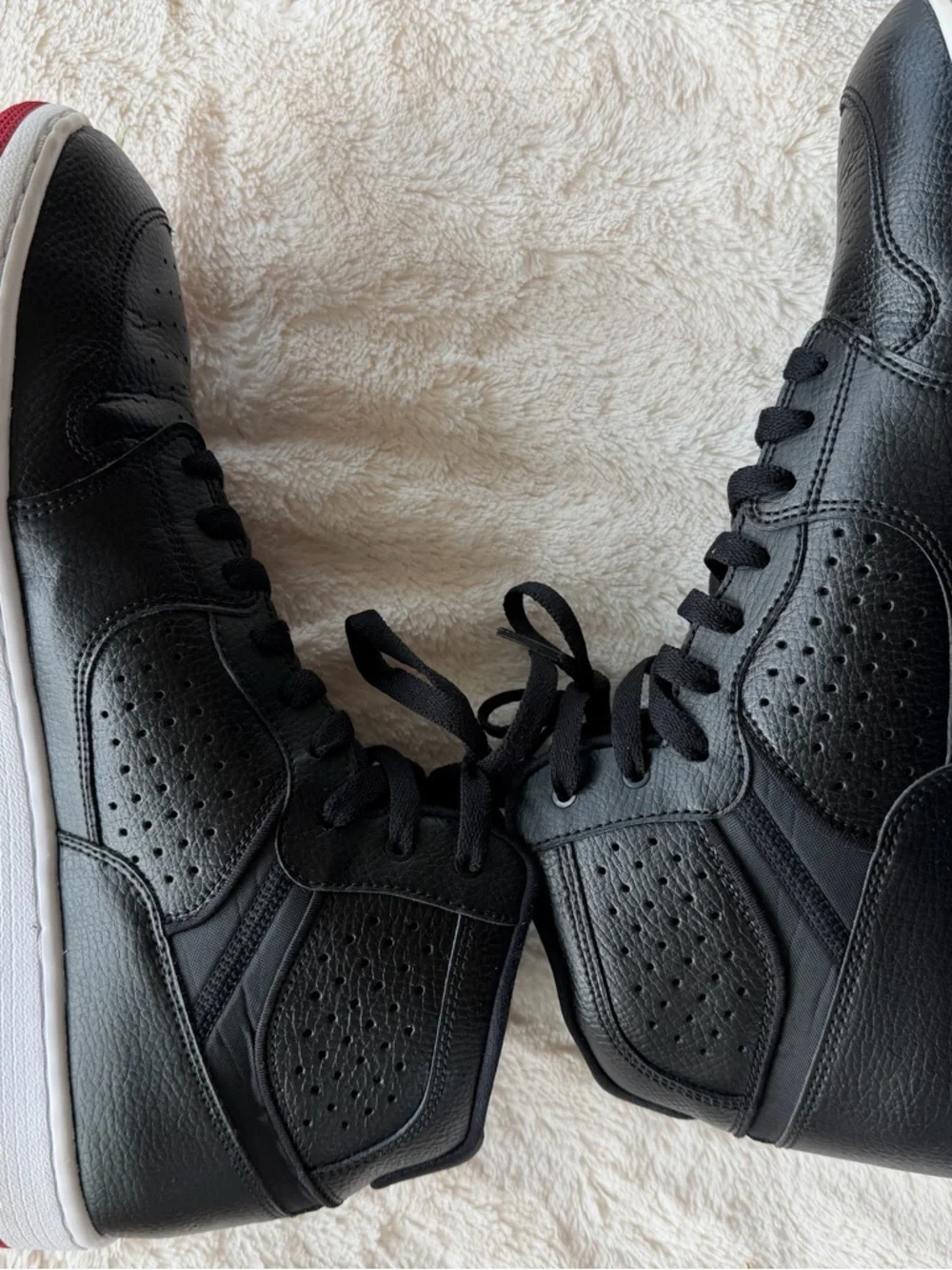 Men’s Jordan Access Size 13 EUC